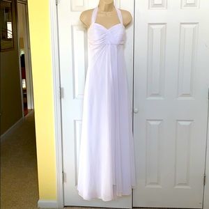 dbStudio White Formal / Wedding Gown